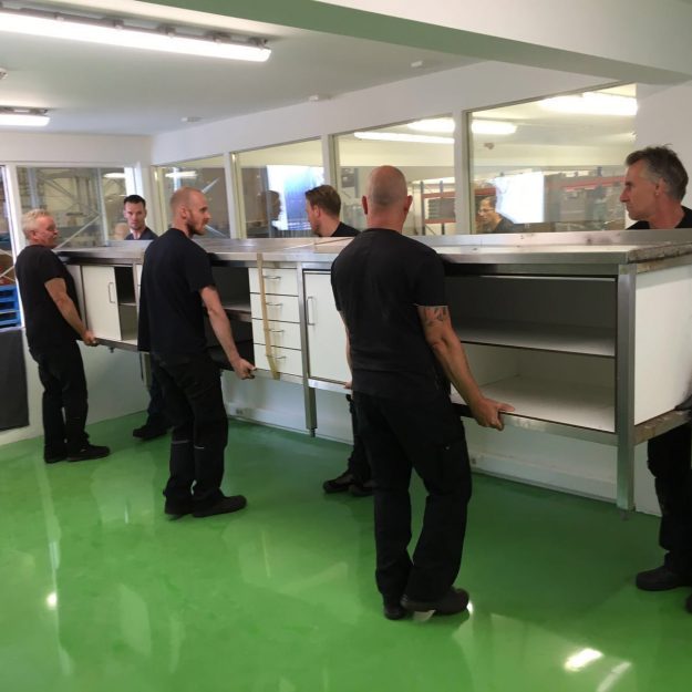 Kantoorverhuizing van Urbain Trade met Passies Verhuizers.